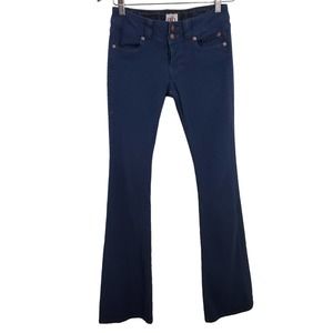 SUCKER | MACON BUTTON FLY BLUE TEXTURED FLARE PANTS WOMEN'S SIZE 25